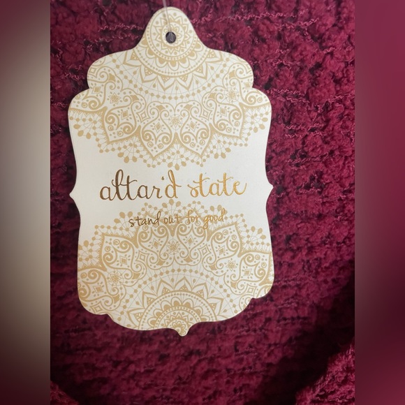 Altar’d State Women’s Sweater - Size Medium - Picture 5 of 10